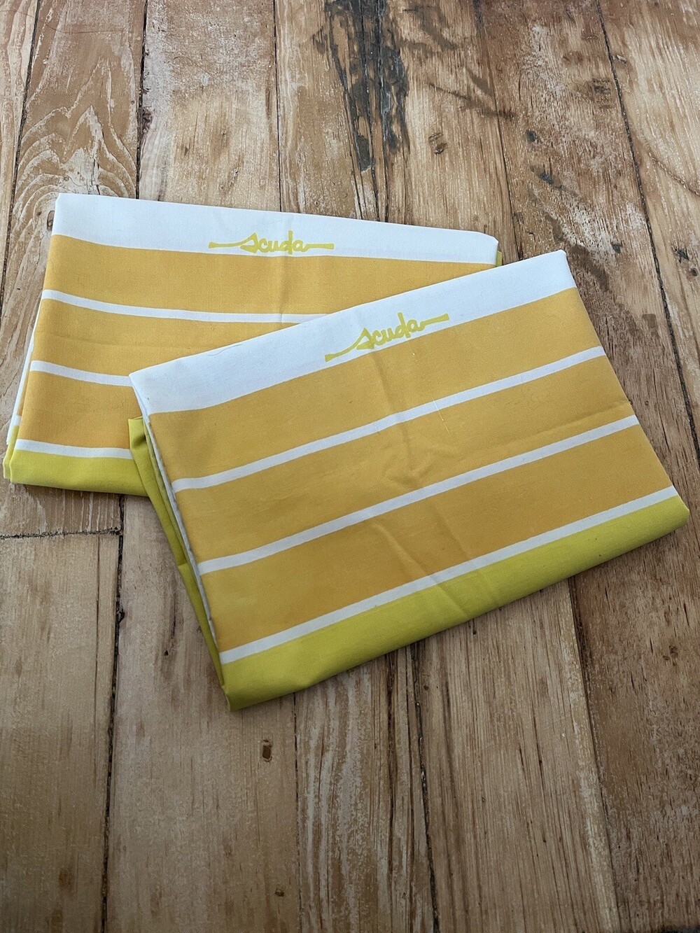 VTG Set Pair 2 Scuda Wamsutta Yellow Gradient Striped Modern Art 70s Pillowcases